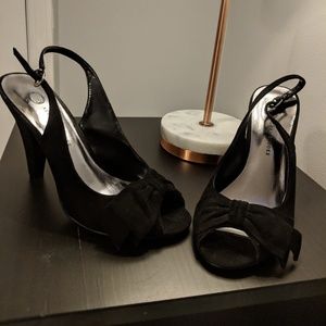 Audrey Brooke Black Velvet Slingback Heels 8.5